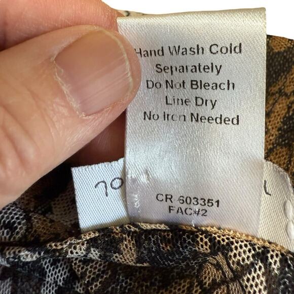 Jordan Taylor Animal Print Sheer Tunic Small 3/4 Sleeve Snake Mobwife Sexy - Picture 8 of 11